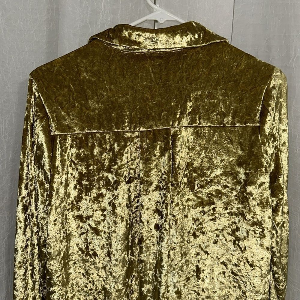 AMADI X Anthro XS Gold Crushed Velvet Long Sleeve Relaxed Fit Top - Picture 8 of 15